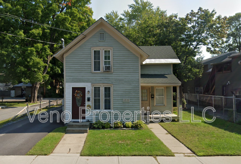 133 Bay St in Glens Falls, NY - Building Photo