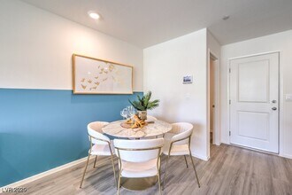 4939 Chapin Mesa Ave in Enterprise, NV - Building Photo - Building Photo