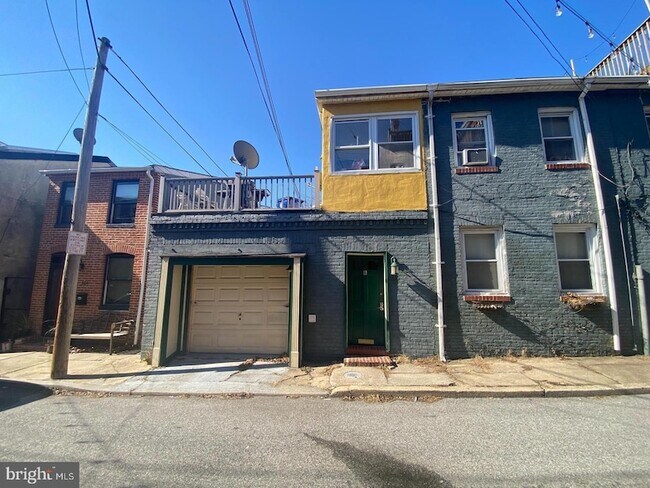 property at 1917 Gough St
