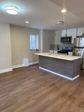 5910 S Michigan Ave in Chicago, IL - Building Photo - Building Photo