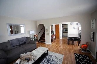 220 Madison St in Chelsea, MI - Building Photo - Building Photo