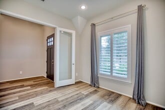 30103 Aralia Dr in Pattison, TX - Foto de edificio - Building Photo