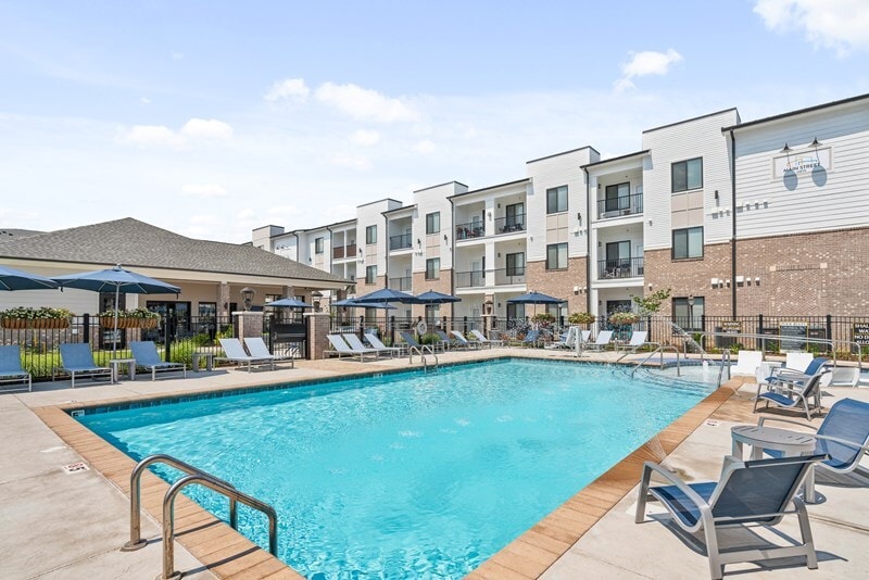 Main Street Lofts | Luxury Apartments in Oak Ridge, TN - Building Photo