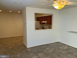 13637 Winterspoon Ln in Germantown, MD - Building Photo - Building Photo
