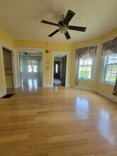 109 Union St in Vernon, CT - Building Photo - Building Photo