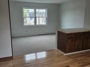 332 51st St in Lindenhurst, NY - Building Photo - Building Photo