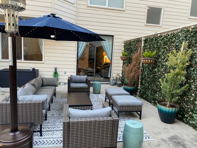 property at 1625 Pacific Ave
