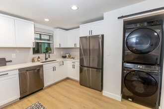 Quays at Encanto in Phoenix, AZ - Building Photo - Building Photo