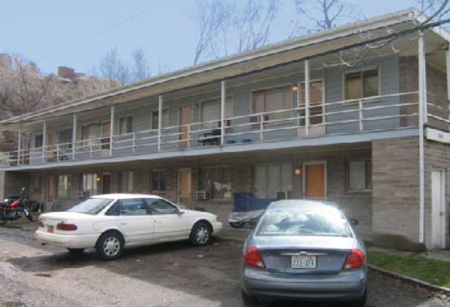 8-Plex University Apartments in Salt Lake City, UT - Foto de edificio - Building Photo