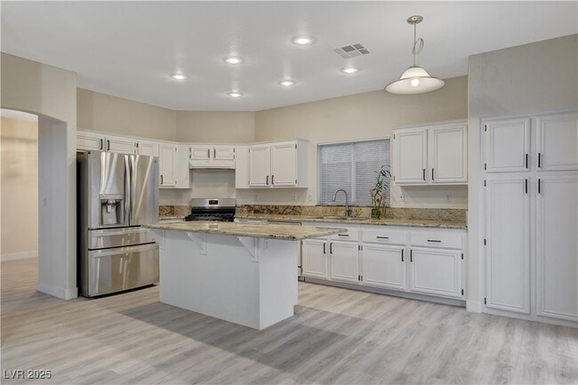 7938 Angel Tree Ct in Las Vegas, NV - Building Photo - Building Photo