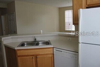 8917 Lee Vista Blvd in Orlando, FL - Building Photo - Building Photo