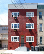 241 New York Ave in Jersey City, NJ - Building Photo - Building Photo