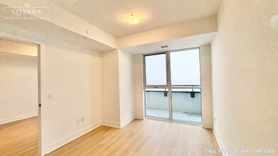 2545 Simcoe St N in Oshawa, ON - Building Photo - Building Photo