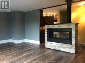 29 Fourth St W in Collingwood, ON - Building Photo - Building Photo