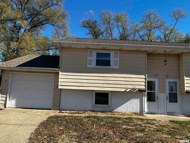 property at 1107 Eisenhower Dr