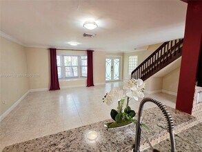 15222 SW 111th St in Miami, FL - Building Photo - Building Photo