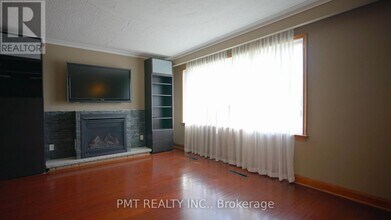 94 Glenhaven St in Toronto, ON - Building Photo - Building Photo