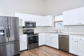401 Nottingham Ln in Lebanon, IN - Building Photo - Building Photo