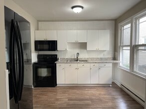 111 Maffett St, Unit 111 A in Wilkes-Barre, PA - Building Photo - Building Photo