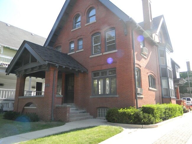 2582 N Cramer St, Unit Second floor efficiency