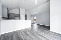16981 Glenheath St photo'