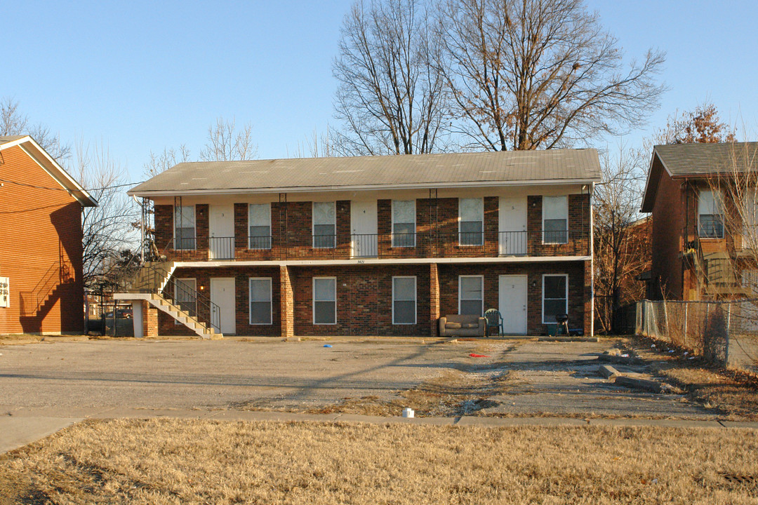 3421 Shagbark Rd in Louisville, KY - Building Photo