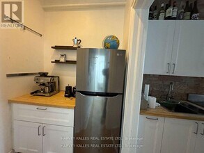 678 Huron St in Toronto, ON - Building Photo - Building Photo