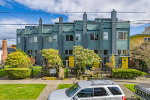 ALKI TOWNHOUSES