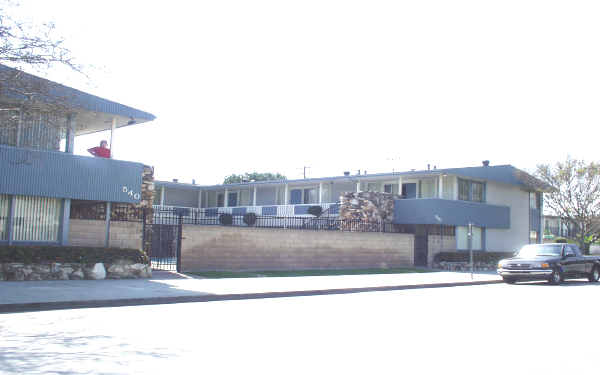 540 E Adams St in Long Beach, CA - Building Photo