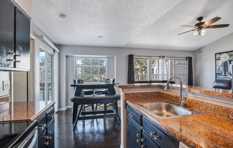 1057 S Hiawassee Rd in Orlando, FL - Building Photo