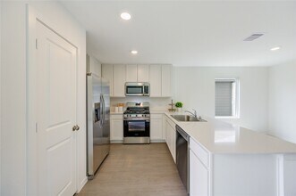 10824 Red Orchid Dr in Houston, TX - Building Photo - Building Photo