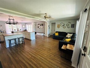 2056 59th Way N in Clearwater, FL - Building Photo - Building Photo