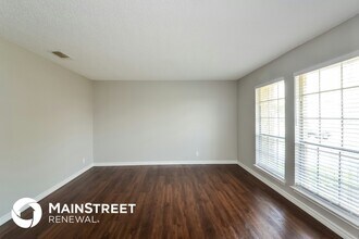 3039 Lake Grande St in San Antonio, TX - Building Photo - Building Photo