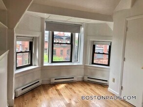 248 Newbury St, Unit 10 in Boston, MA - Building Photo - Building Photo