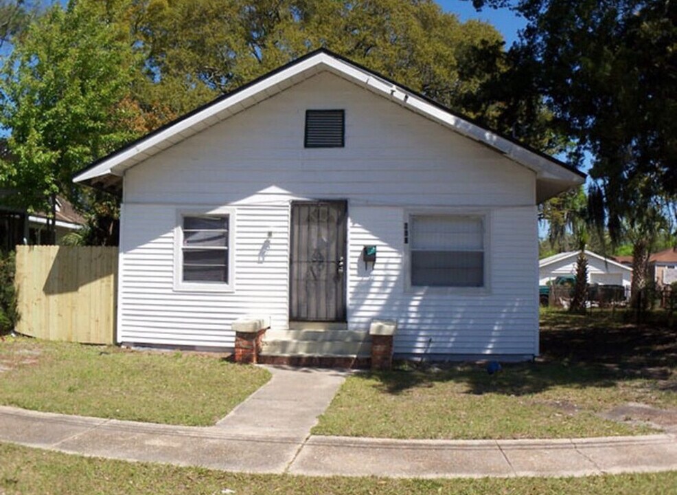 617 Ivy St in Jacksonville, FL - Building Photo