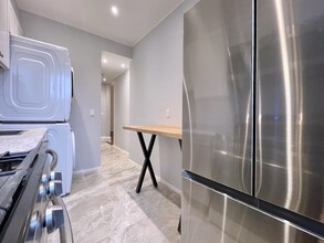 733 Park Ave in Hoboken, NJ - Building Photo - Building Photo