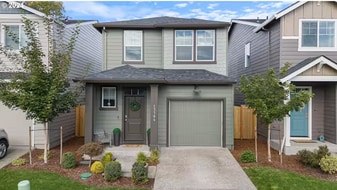 13764 NE 67th Wy in Vancouver, WA - Building Photo