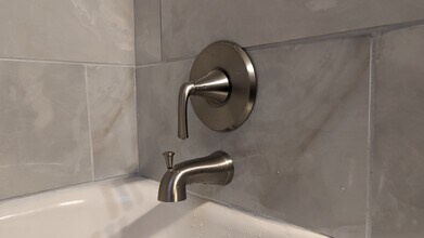 5042 Mardel Ave in St. Louis, MO - Building Photo - Building Photo