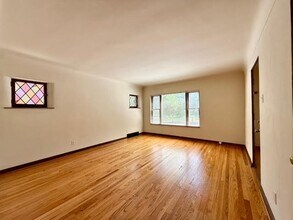 6449 Nottingham Ave in St. Louis, MO - Building Photo - Building Photo