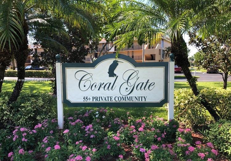 5620 Coral Lake Dr in Margate, FL - Foto de edificio