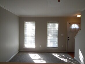 415 Marquis Ave in Lexington, KY - Building Photo - Building Photo