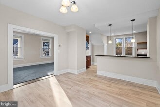 10512 Warfield St in Kensington, MD - Building Photo - Building Photo