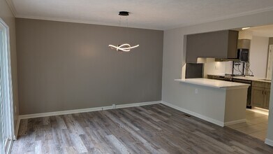 146 Villa Dr in Pittsburgh, PA - Building Photo - Building Photo