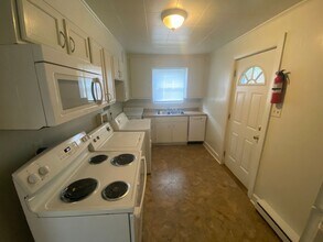 2103 Elmwood Ave in Durham, NC - Building Photo - Building Photo