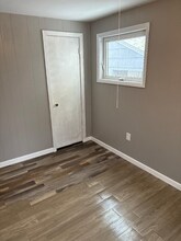 190 Aurora Ave in West Seneca, NY - Foto de edificio - Building Photo