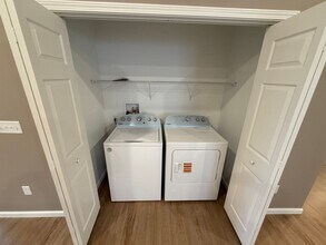 713 Stephanie Ct in Washington, IL - Building Photo - Building Photo