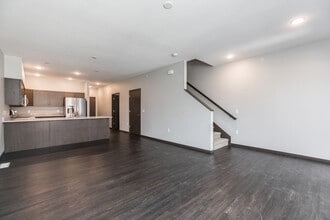 457 2nd Ave SW in Cedar Rapids, IA - Building Photo - Building Photo