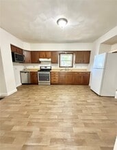 115 S Lawn Ave in O'Fallon, IL - Building Photo - Building Photo