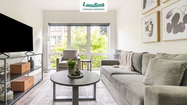 1427 11th Ave, Unit 201.963634 in Seattle, WA - Building Photo - Building Photo