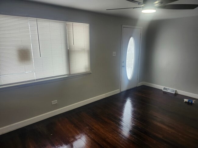 11832 S Loomis St in Chicago, IL - Building Photo - Building Photo